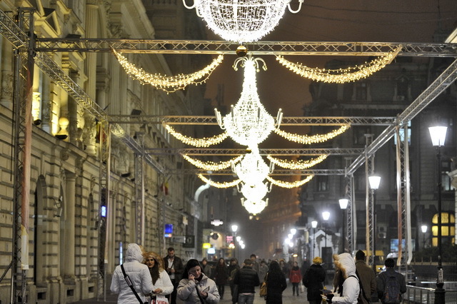 Luminile de Crăciun vor fi aprinse în Bucureşti pe 6 decembrie 