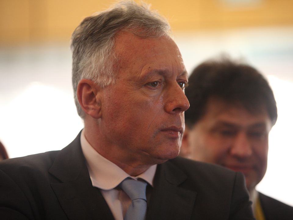 Ministrul mediului: Sper să nu fim suspendaţi de la tranzacţionarea certificatelor de emisii
