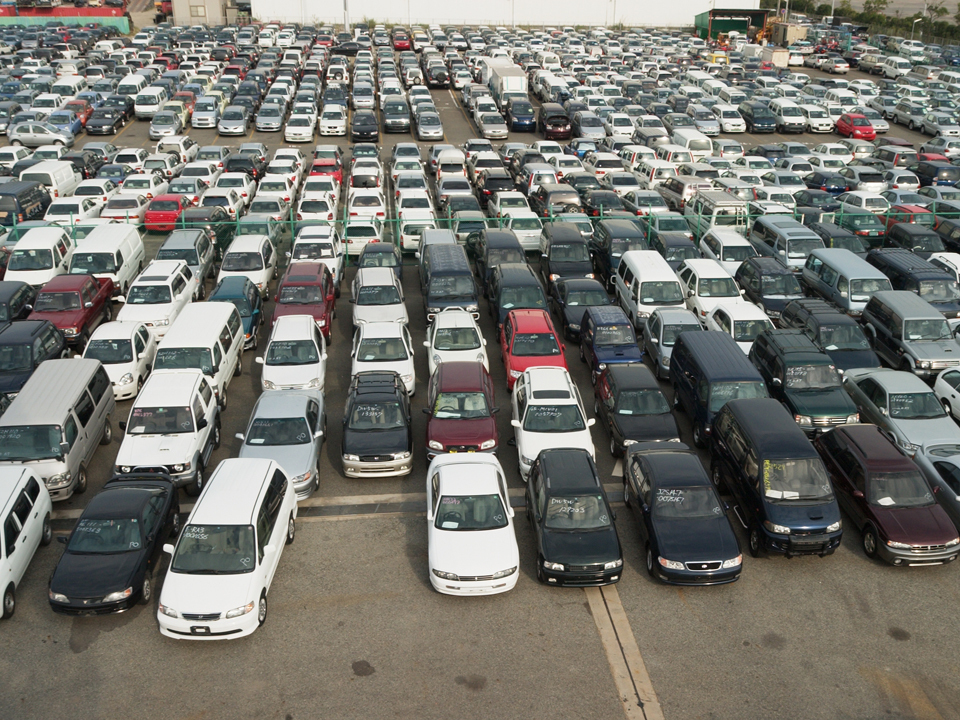 Reducerea taxei auto va duce la creşterea achiziţiilor de maşini vechi