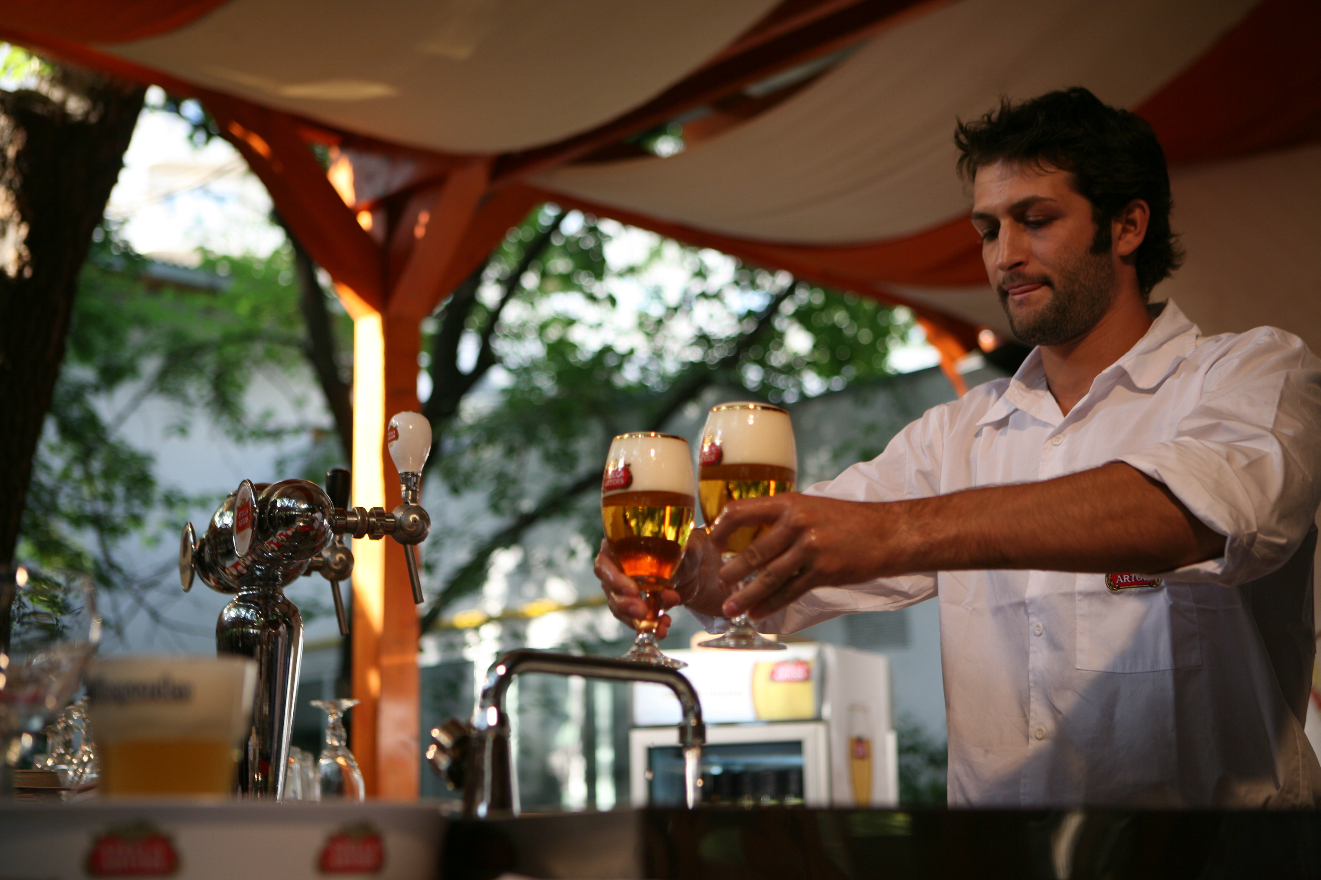 Cât de „timişoreană“ este berea Timişoreana produsă la fabrica din Buzău?