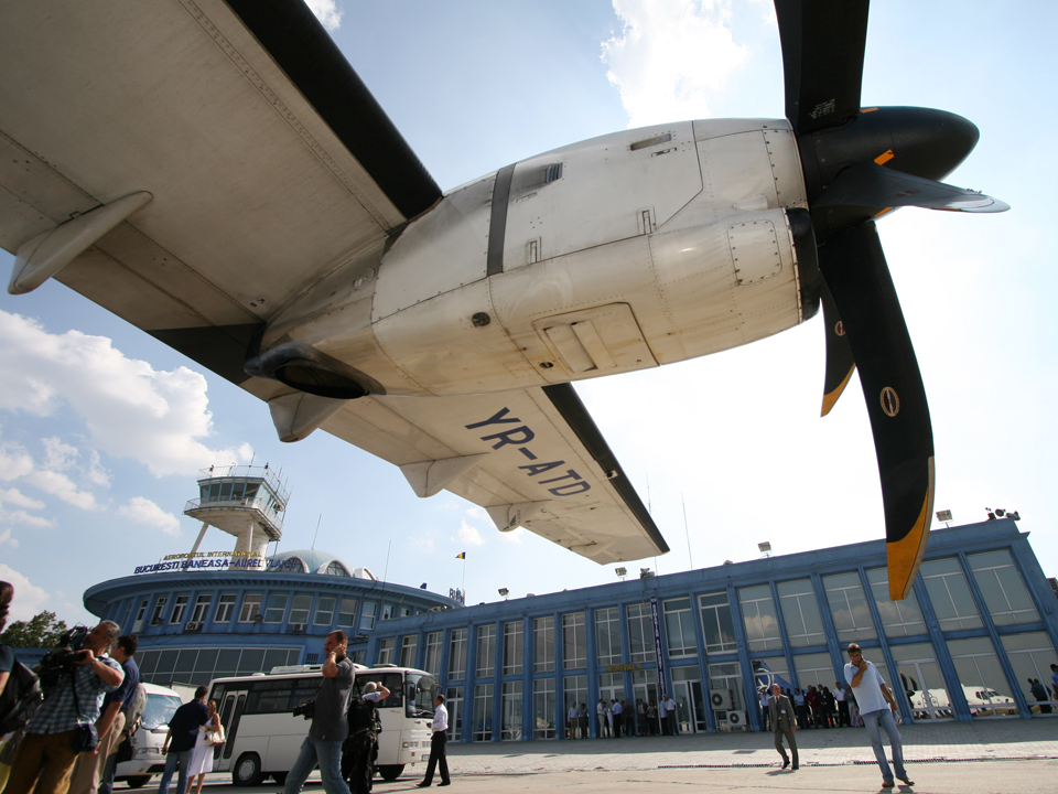 Studiile privind reorganizarea Aeroportului Băneasa vor costa până la 450.000 euro