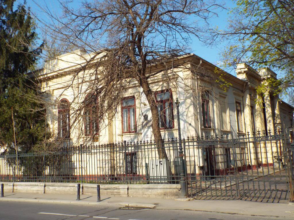 Casele Bucureştilor (XVIII). Militari/ de dr. Alexandru Popescu