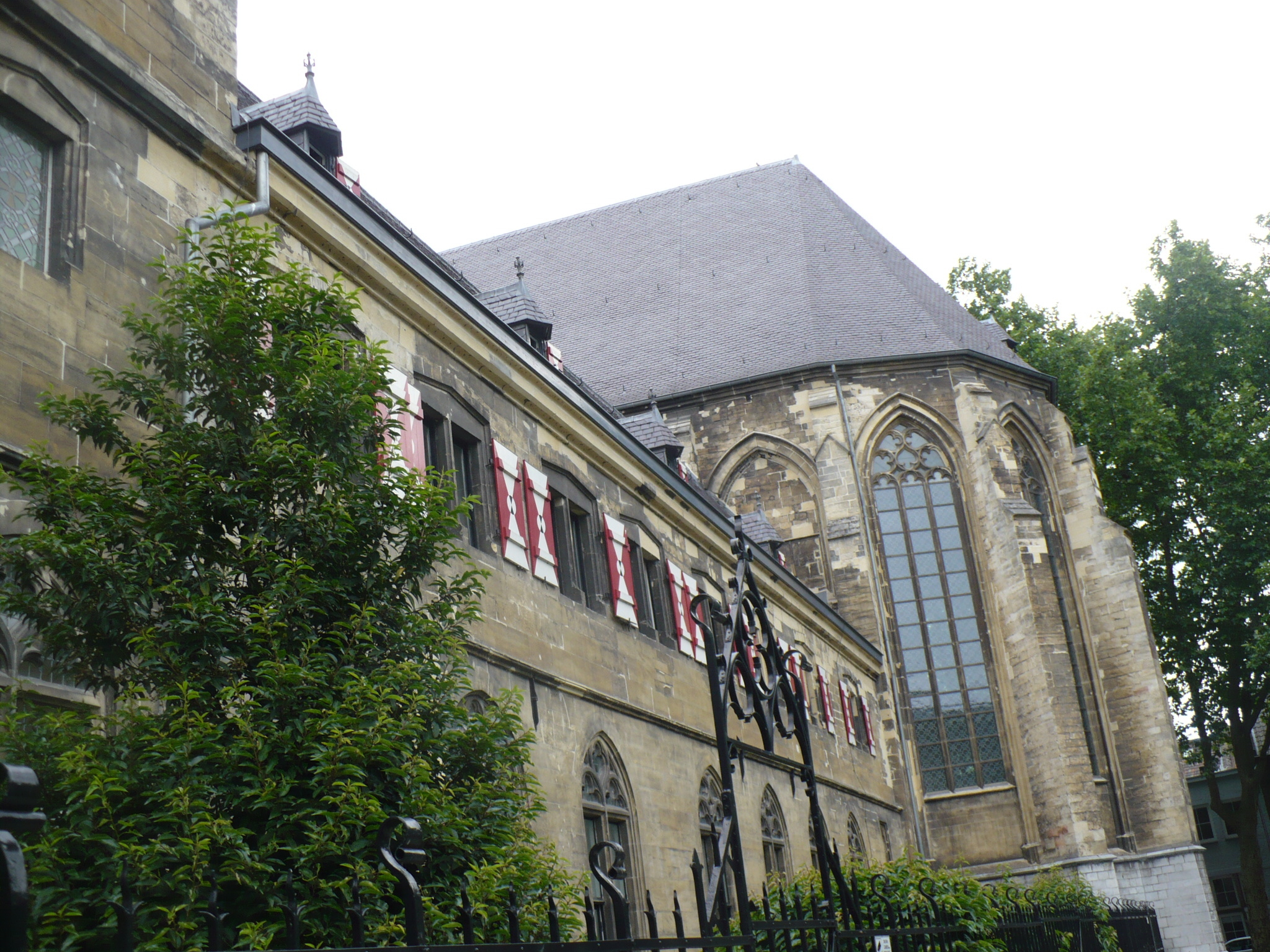 Pelerin în Occident (II). La o bere, prin bisericile din Maastricht/ de Marius Vasileanu
