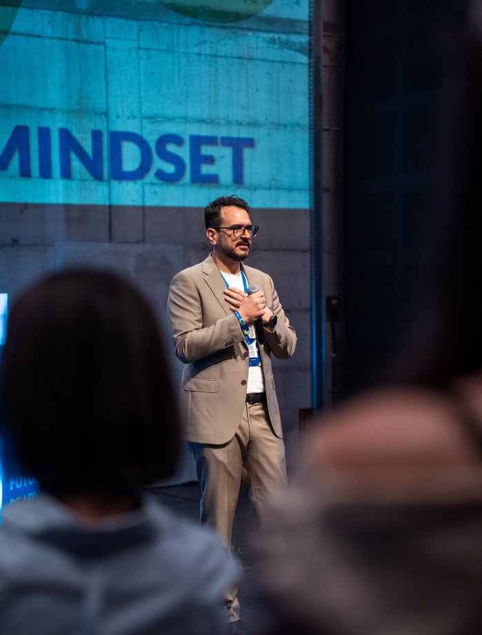 Conferinţa Future Ready, un dialog despre competenţele esenţiale la început de carieră