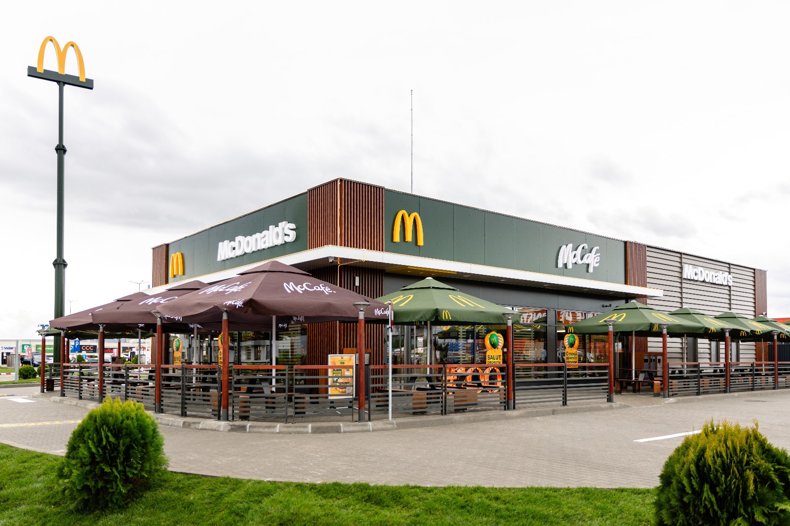 McDonald's a deschis restaurantul 100 în România, în Drobeta-Turnu Severin