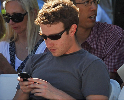 Conversaţia care l-a convins pe Zuckerberg să pună bazele Facebook, compania care va deveni cel mai mare IPO din istorie
